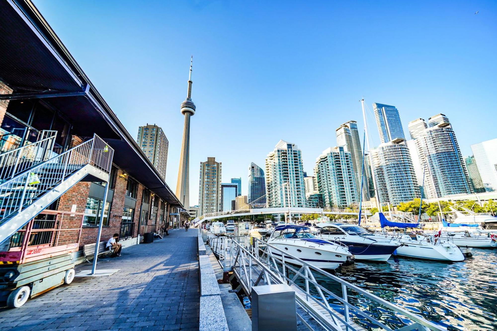 Chol Furnished Suites Heart Of Downtown Toronto, 2 Beds, Free Parking, Cn Tower View Dış mekan fotoğraf