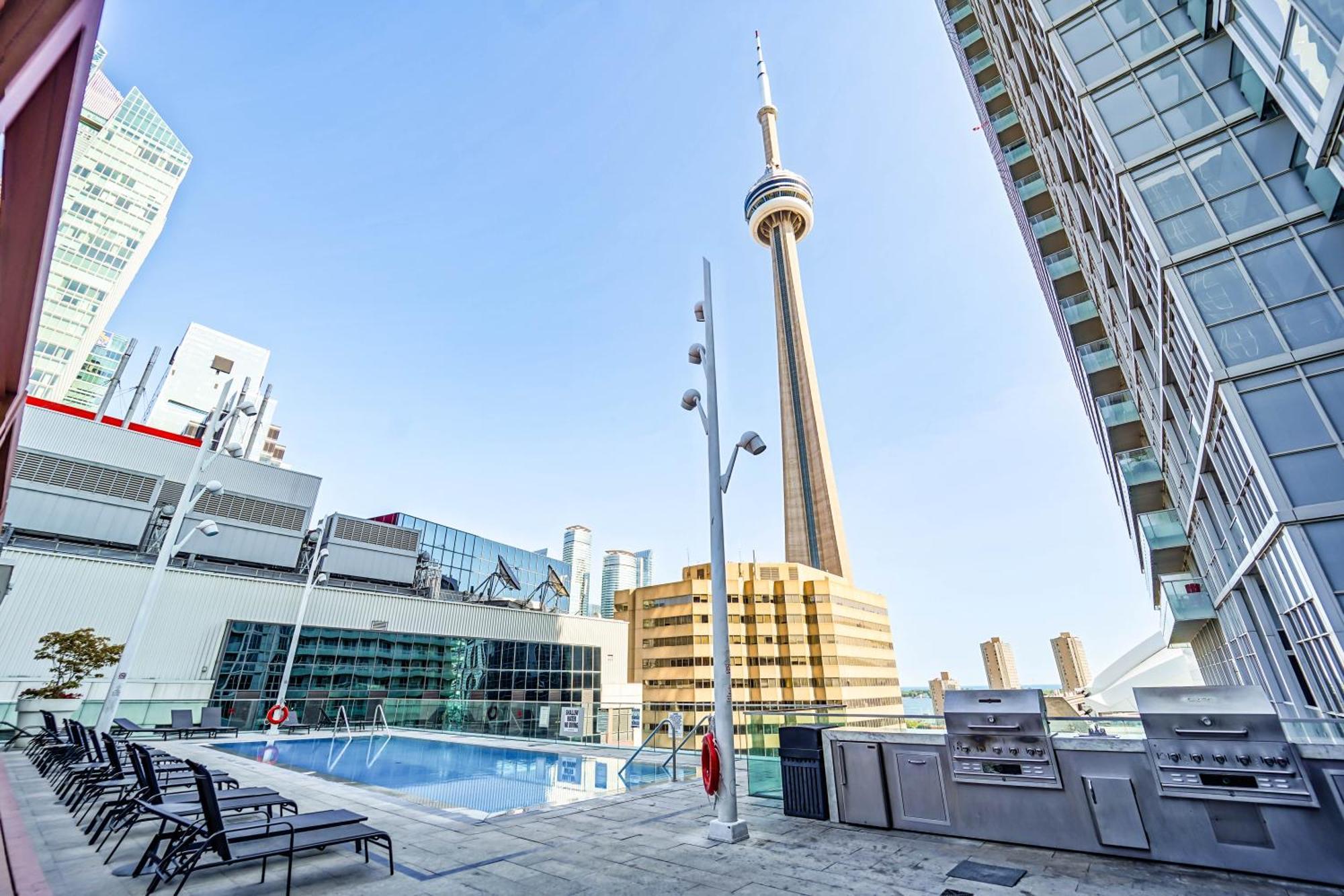 Chol Furnished Suites Heart Of Downtown Toronto, 2 Beds, Free Parking, Cn Tower View Dış mekan fotoğraf