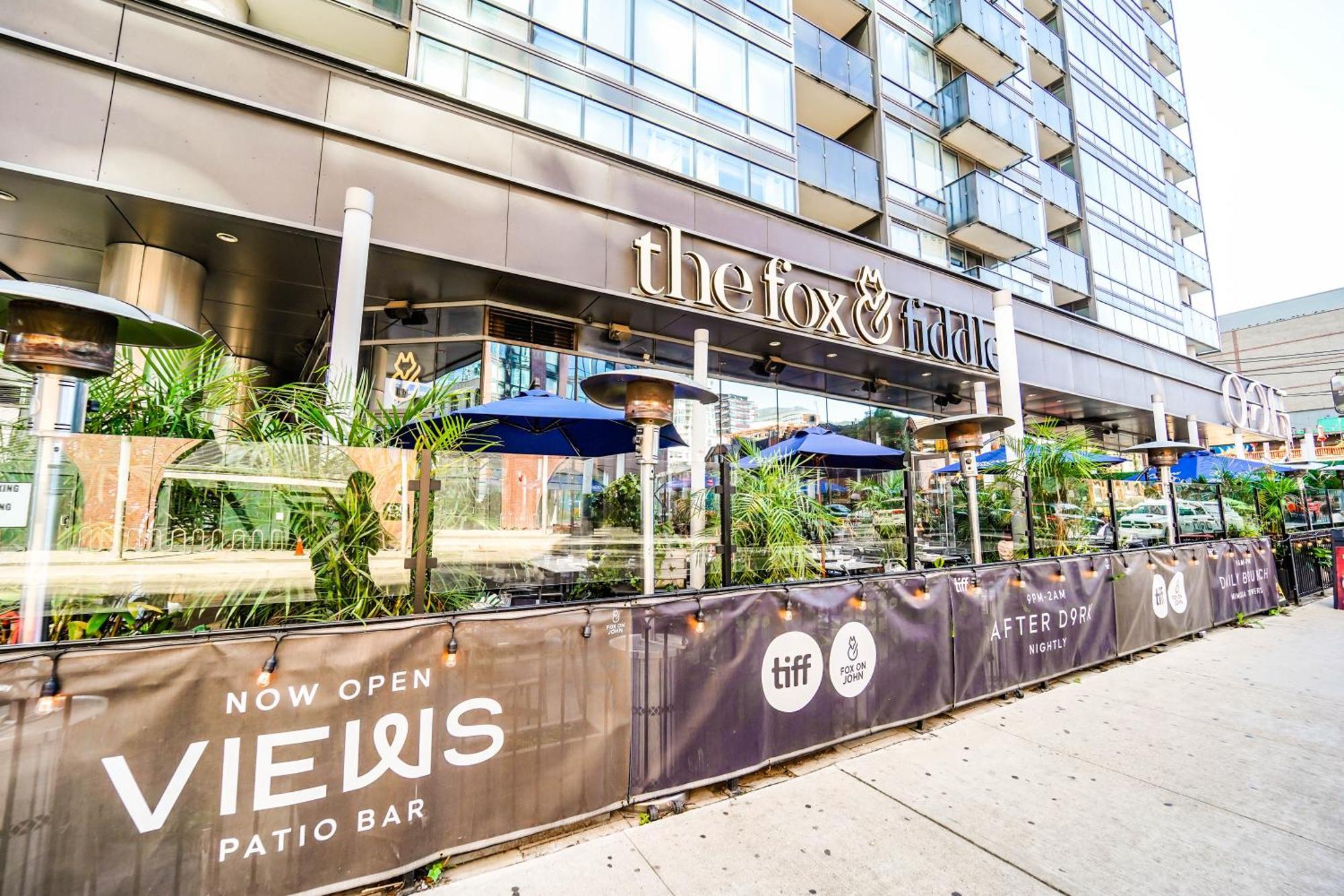Chol Furnished Suites Heart Of Downtown Toronto, 2 Beds, Free Parking, Cn Tower View Dış mekan fotoğraf