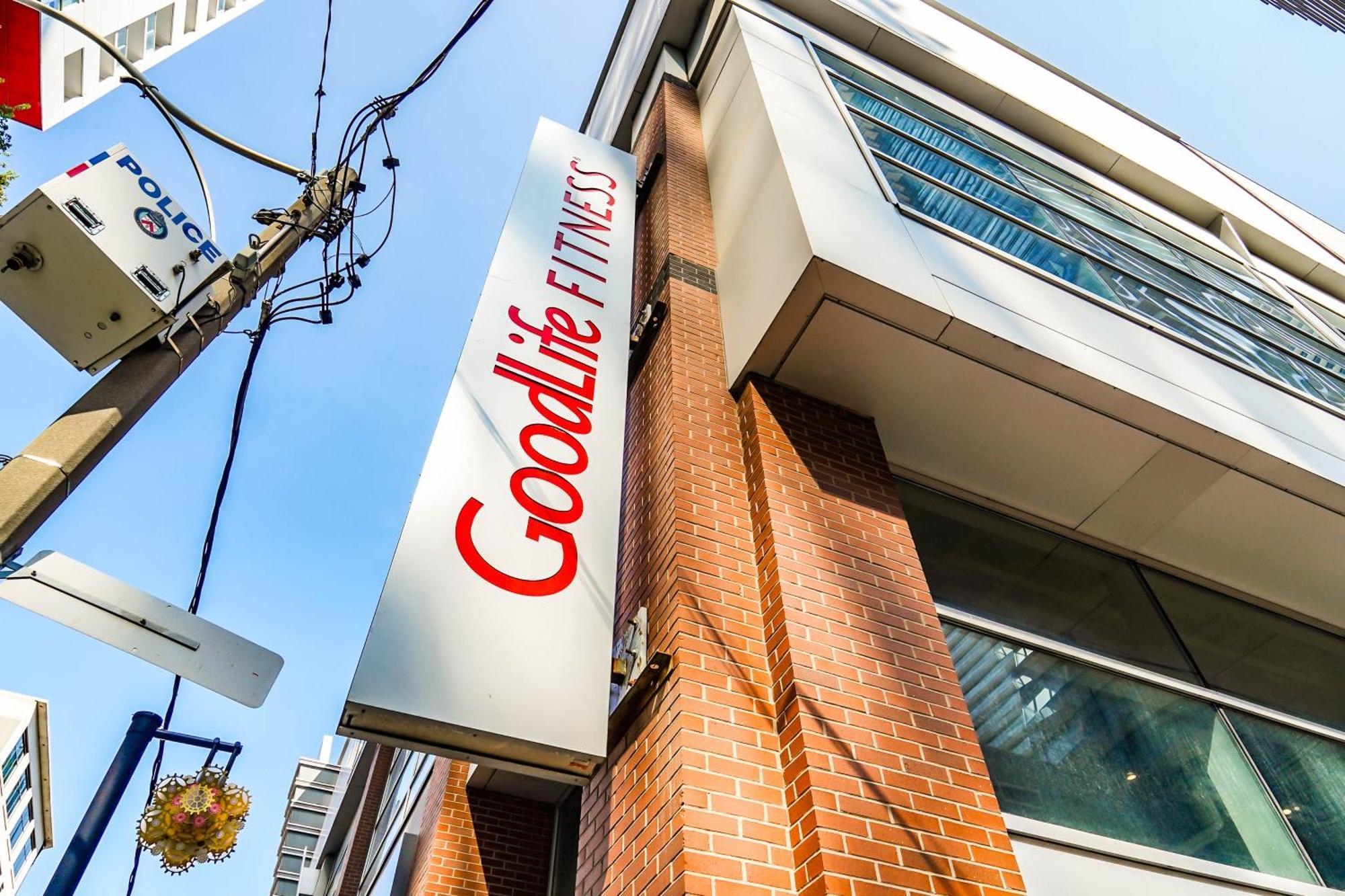 Chol Furnished Suites Heart Of Downtown Toronto, 2 Beds, Free Parking, Cn Tower View Dış mekan fotoğraf